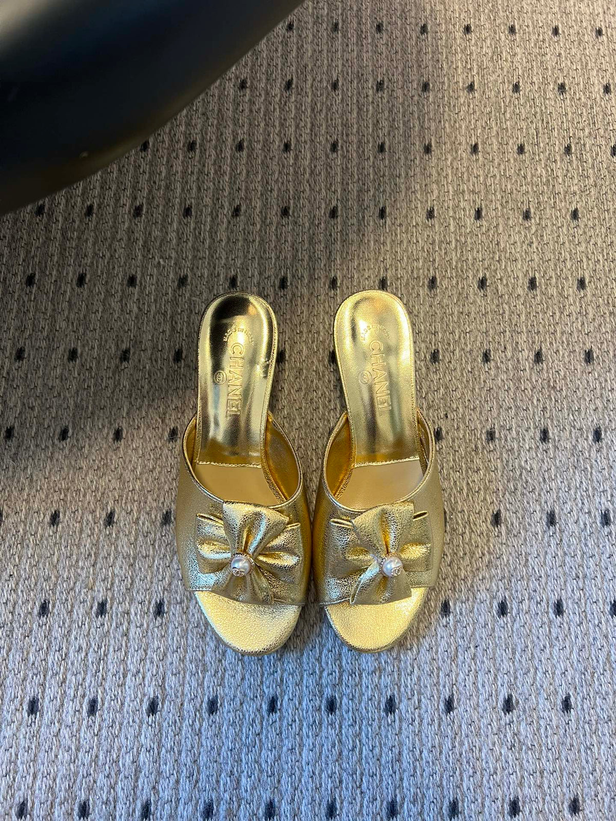 CC 26s High-Heeled Slides 60 Metallic Gold Cowhide 627182