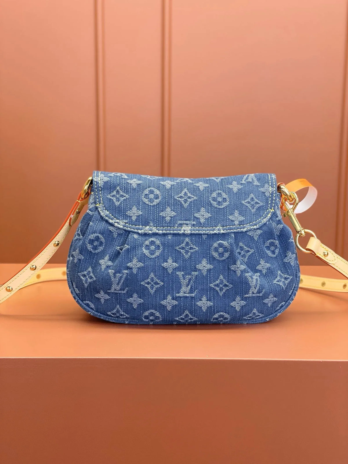 LV Sunset 27cm Monogram Blue Denim