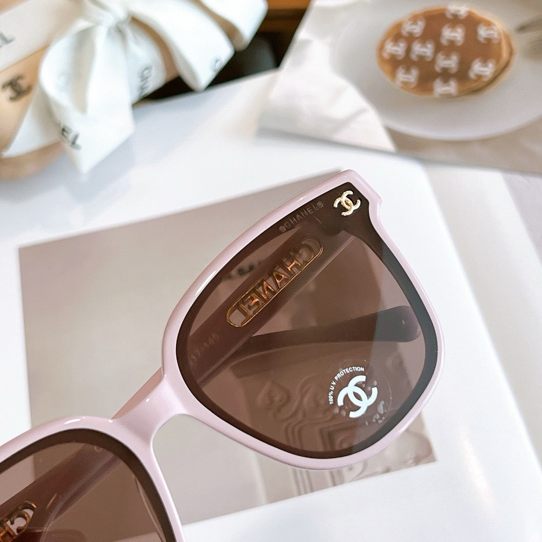 Chanel Sunglasses 35