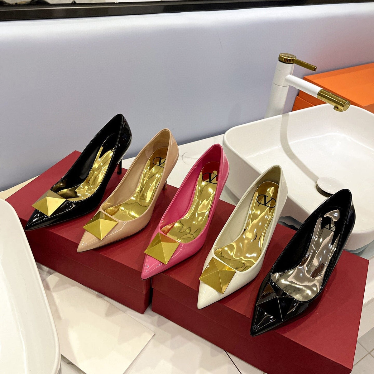 One Stud Gold Patent Beige Leather Pump