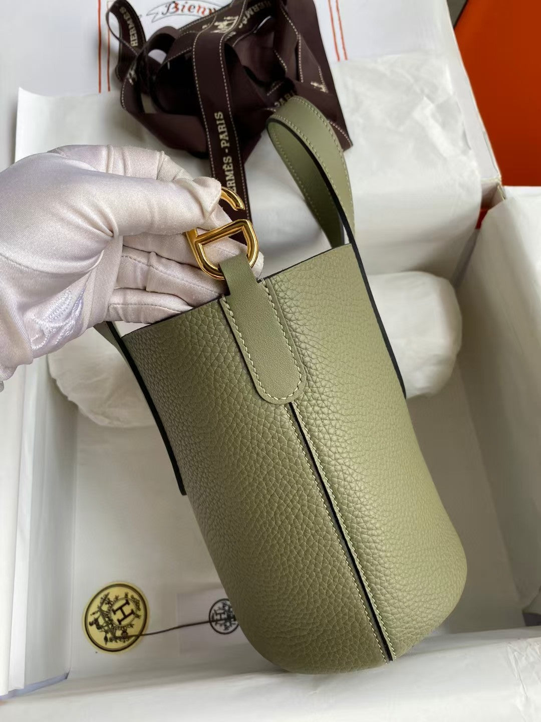 HM In-the-loop 18 Bag Green Calfskin