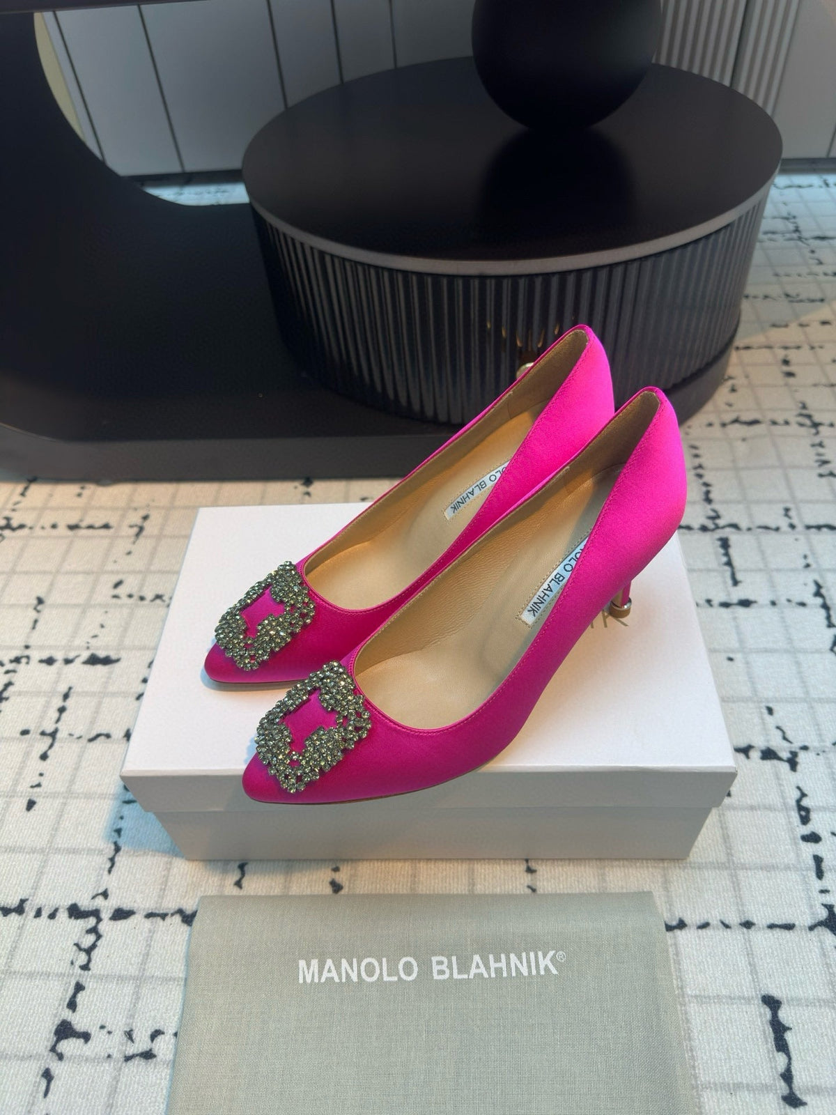 Manolo Blahnik Hangisi Pink Satin