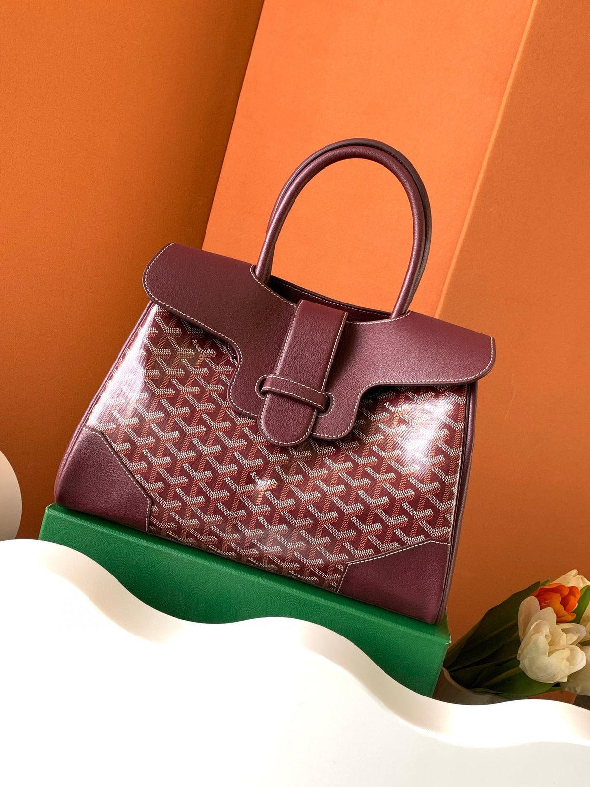 Goyard Pre-Owned Goyardine Saigon Tote Bag Red Canvas and Leather