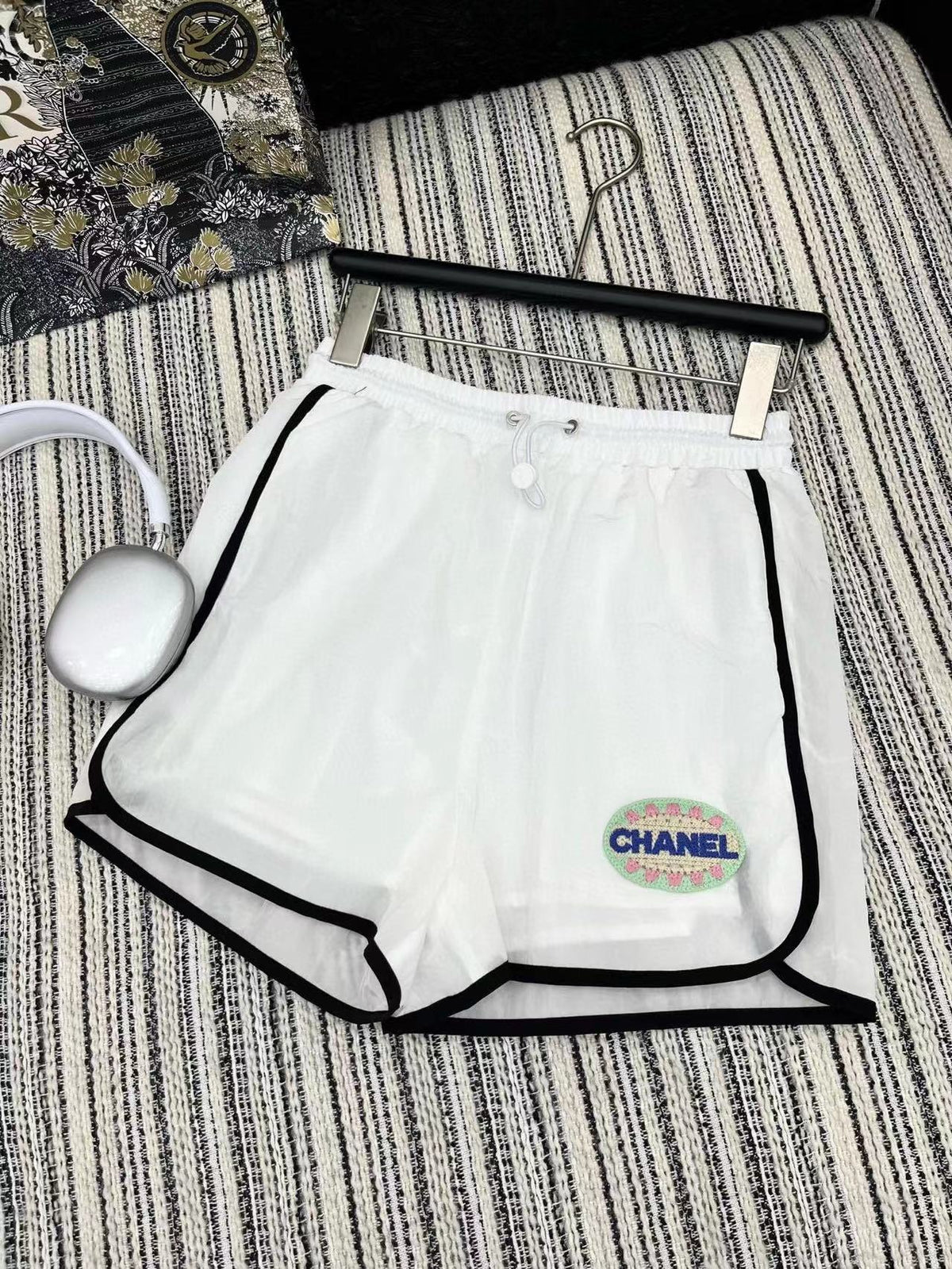 CC Set Jacket With Shorts Nilong