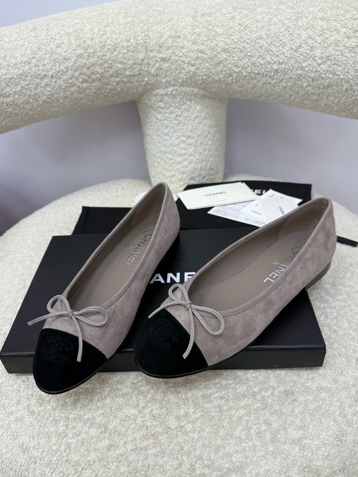CC 25A Ballet Flat Dark Grey Black Suede