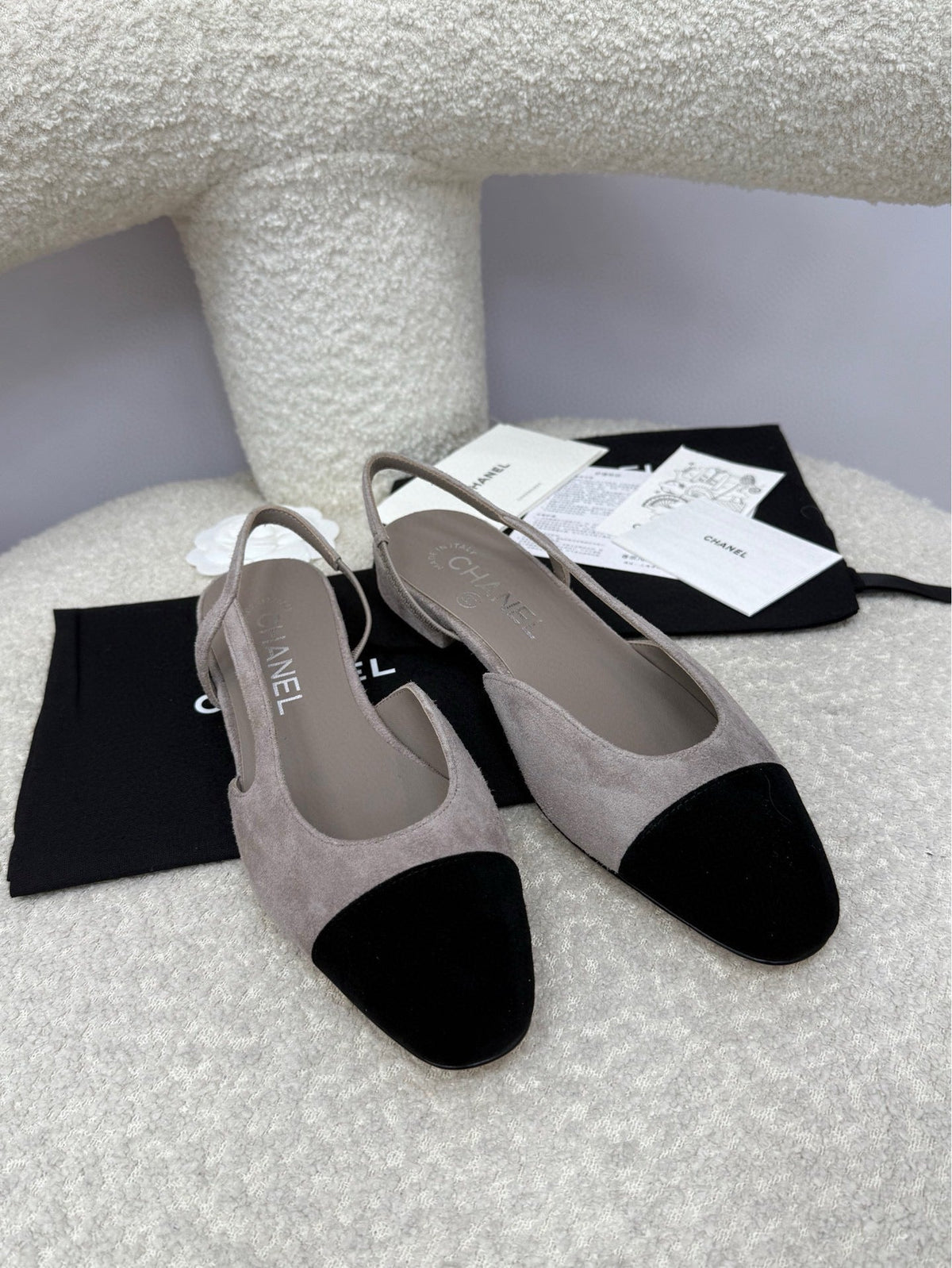 CC 25A Slingback Flat Grey Black Suede