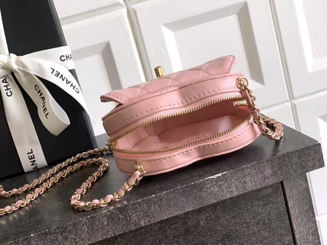 CC 25 Heart Bag Pink Calfskin Gold Hardware