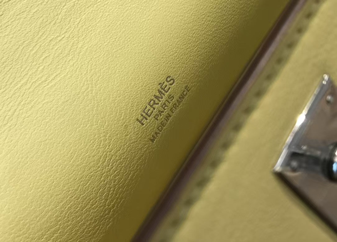 Kelly Pochette 22 Bag Yellow Silver Calfskin