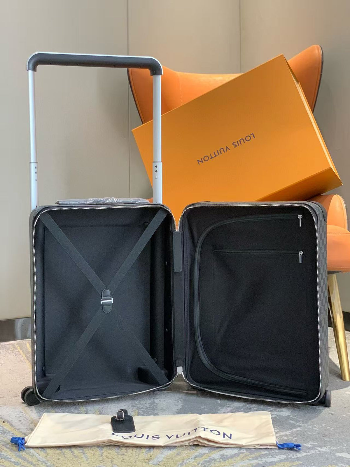 Louis Vuitton Horizon 55 Suitcase Gray Black Leather