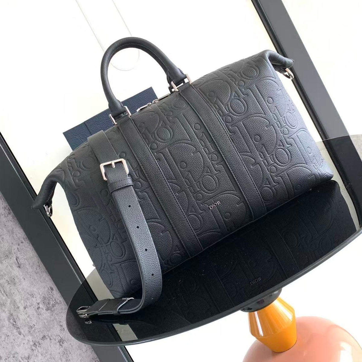 Weekender 40 Black Dior Gravity Leather and Black Grained Calfskin