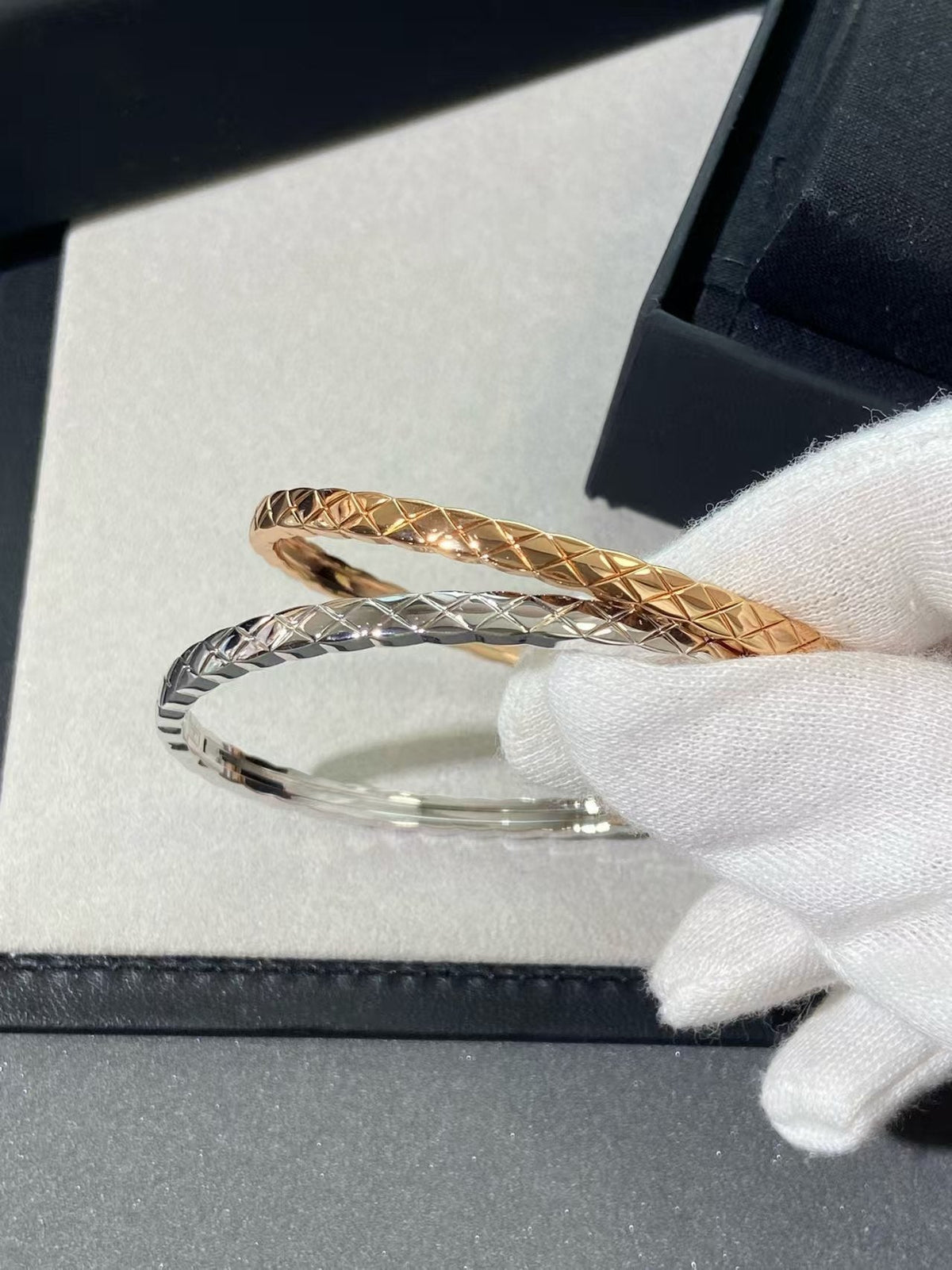 CHANEL COCO CRUSH BRACELET