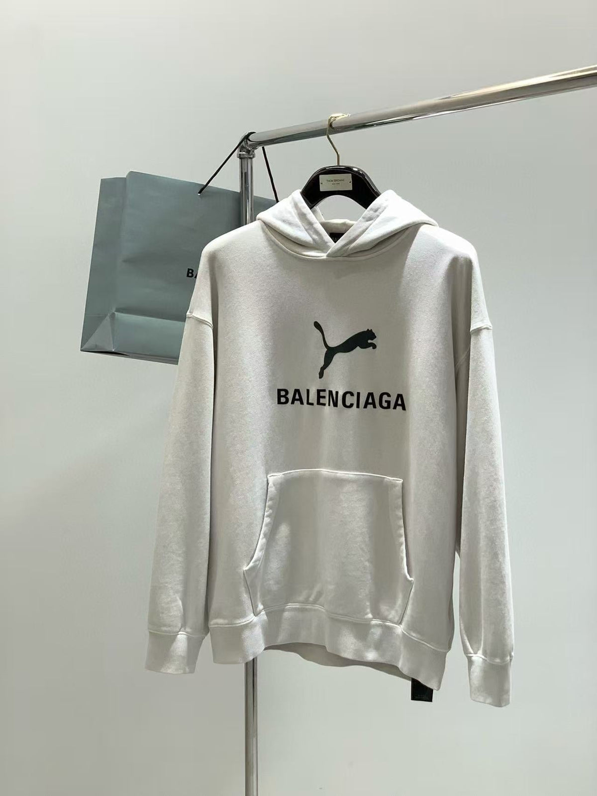 Balenciaga 25 Hoodie White Cotton 0050