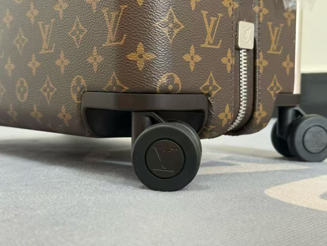Louis Vuitton Horizon 55 Monogram Suitcase Brown Leather
