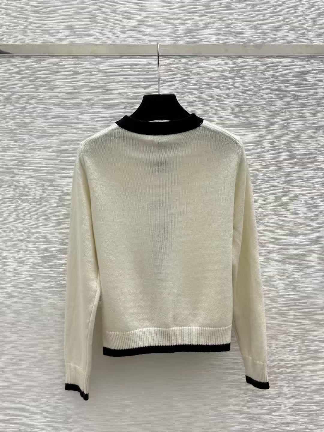 Chanel 2026 Bicolor Cardigan Wool