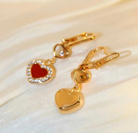 HAPPY HEART DIAMOND PINK GOLD EARRINGS