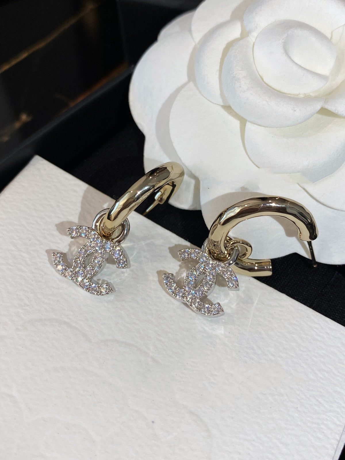 DOUBLE C GOLD DIAMOND EARRINGS