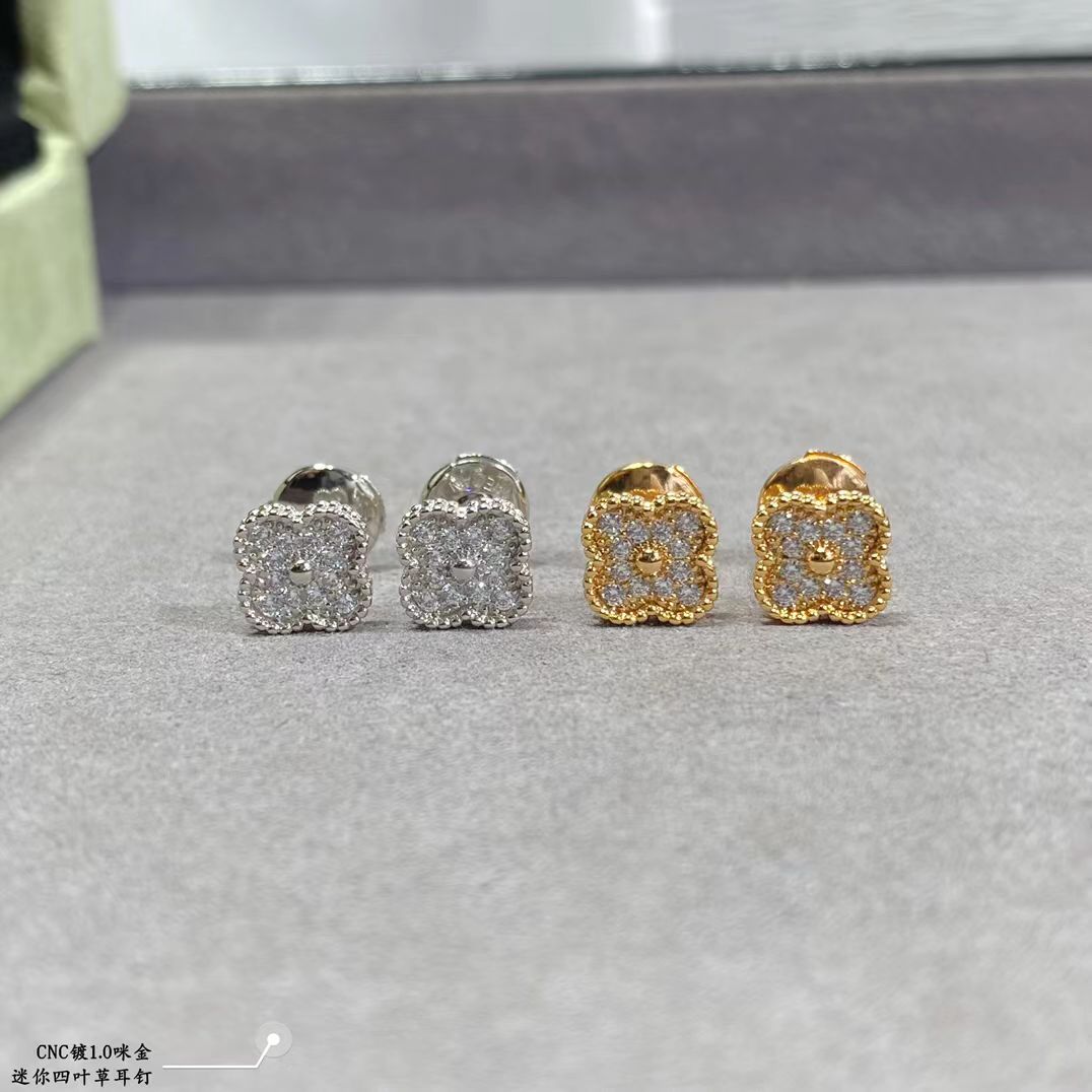 VCA Earrings