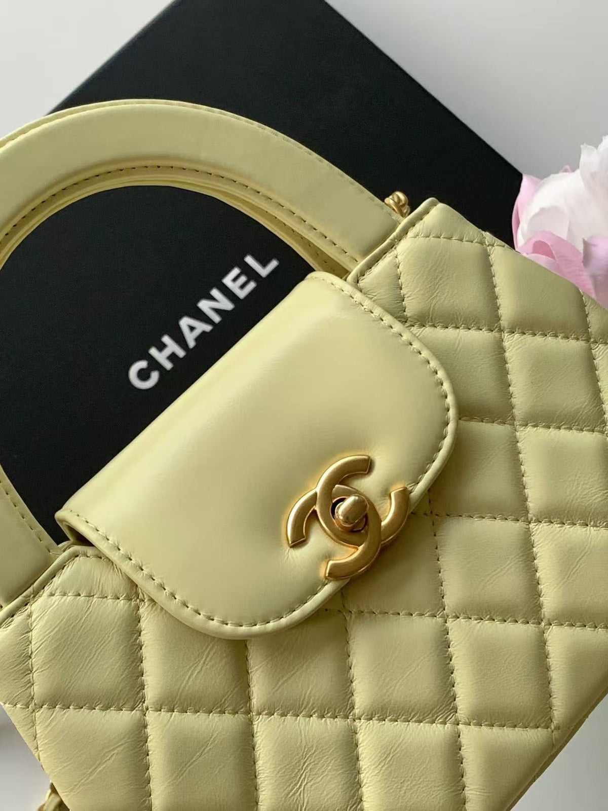 CC kelly Bag Light Yellow Calfskin