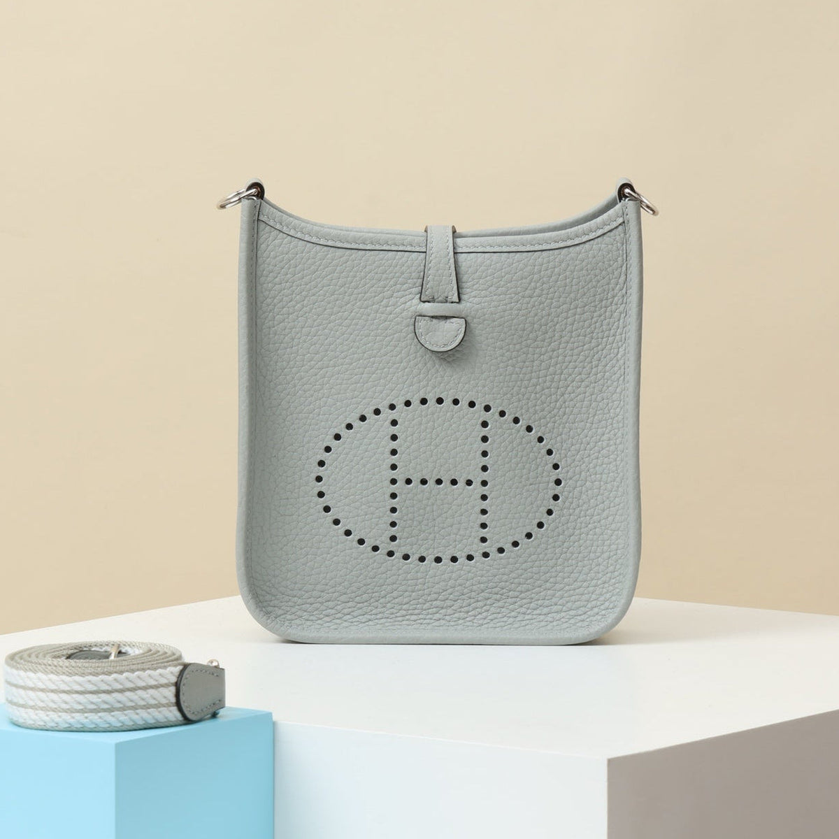 High-end Hermes 2026 Evelyne Sellier Bag 19.5cm Clemence Leather