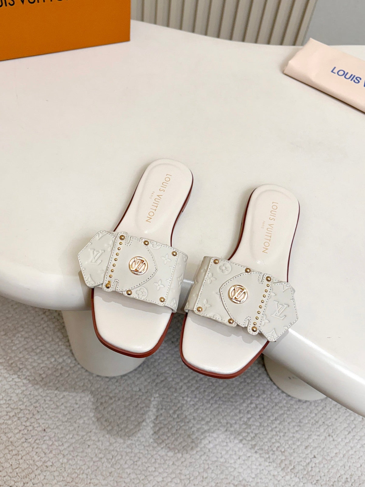 Louis Vuitton 2026 Frame Flats Mules Calfskin Leather 780573