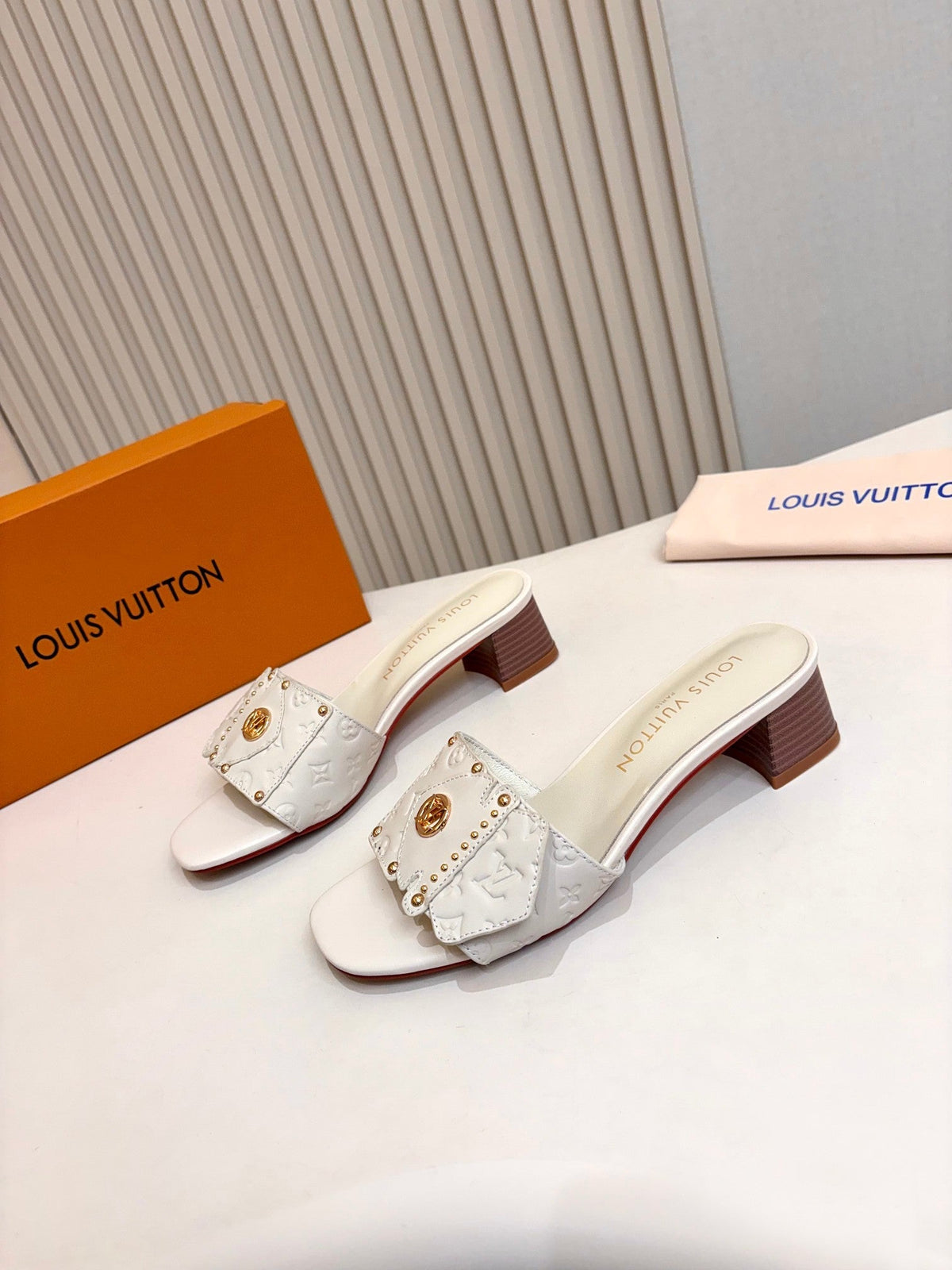 Louis Vuitton 2026 Frame Mules 40mm Calfskin Leather 780512