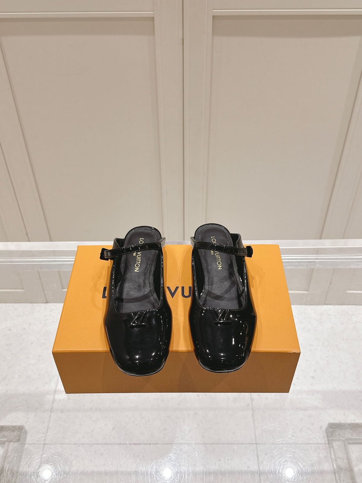 Louis Vuitton 2026 Swing Open Back Ballerinas Patent Leather 778830