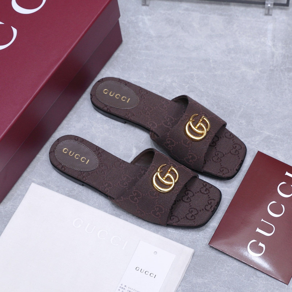 Gucci 2026 Slipper The Signature GG Monogram Canvas Leather 758570