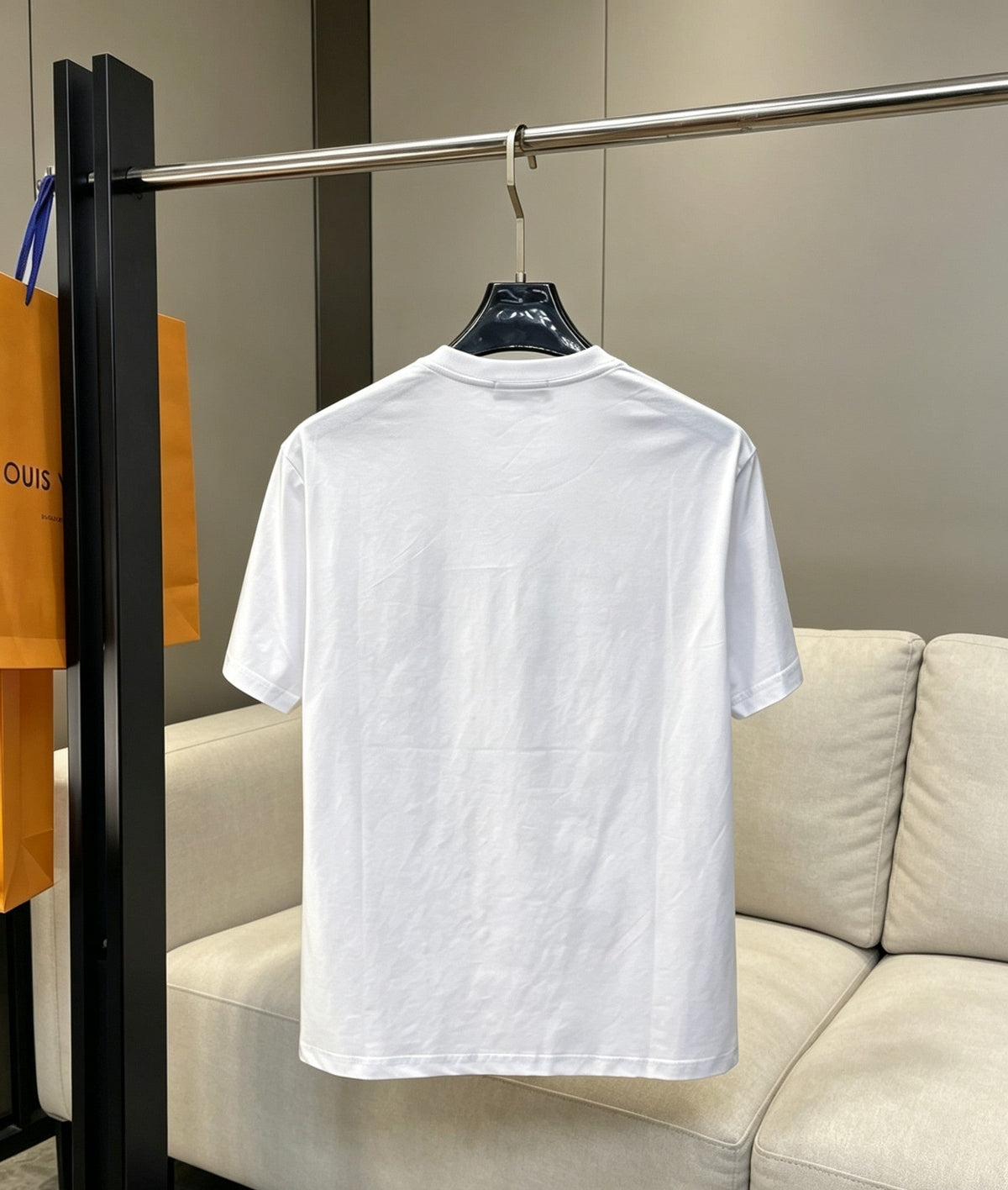 LV 2026 Men Short-sleeved T-shirt Cotton 303318
