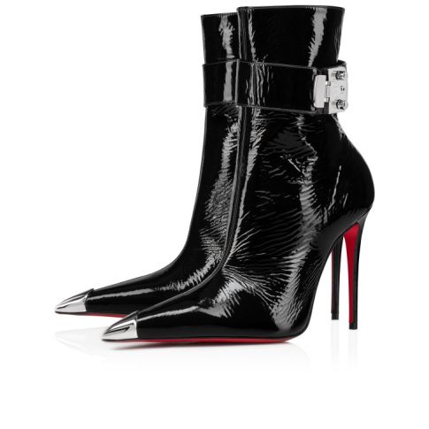CL Lock Me Up Booty 100 Mm Low Boots Vog Patent Leather Black