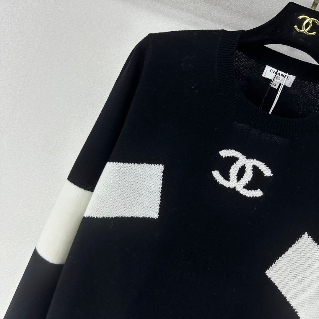 Chanel 2025 Long-sleeved Shirt Black and White Wool 329217