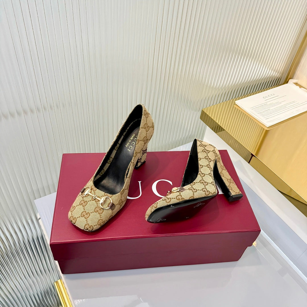 Gucci 2026 Horsebit Iconic Pumps Canvas 928276