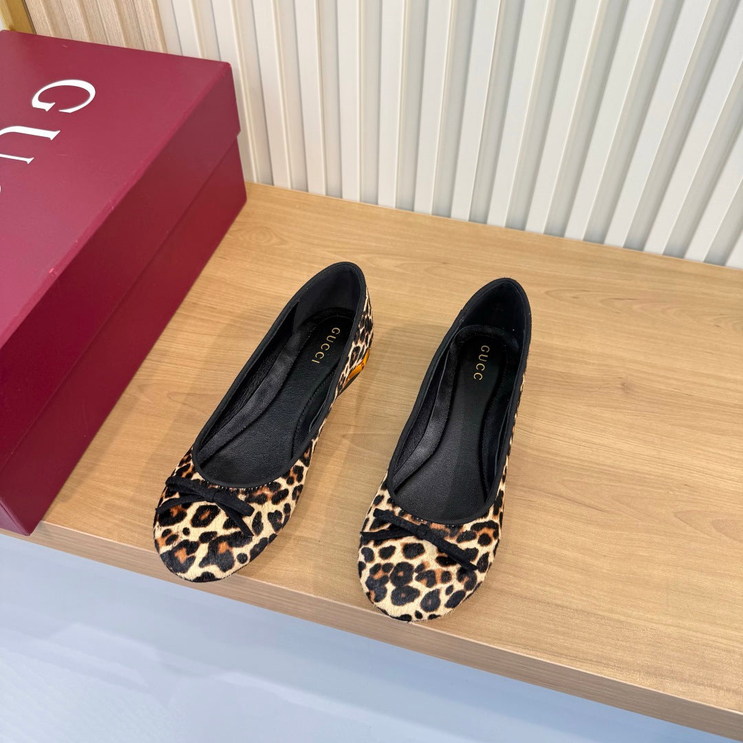 Gucci 2026 Bow Ballet Flats Leather 987801