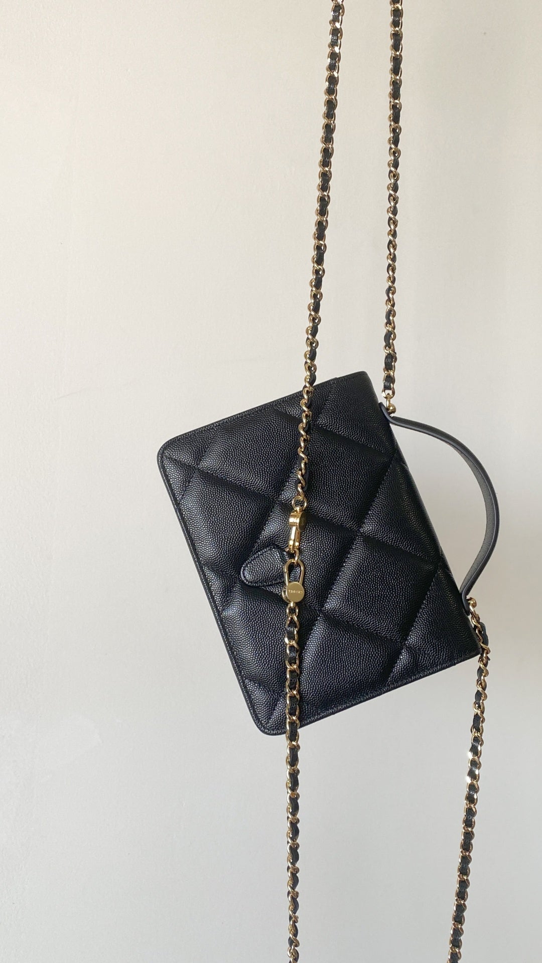 Chanel 25 Bag 18cm Black Lambskin