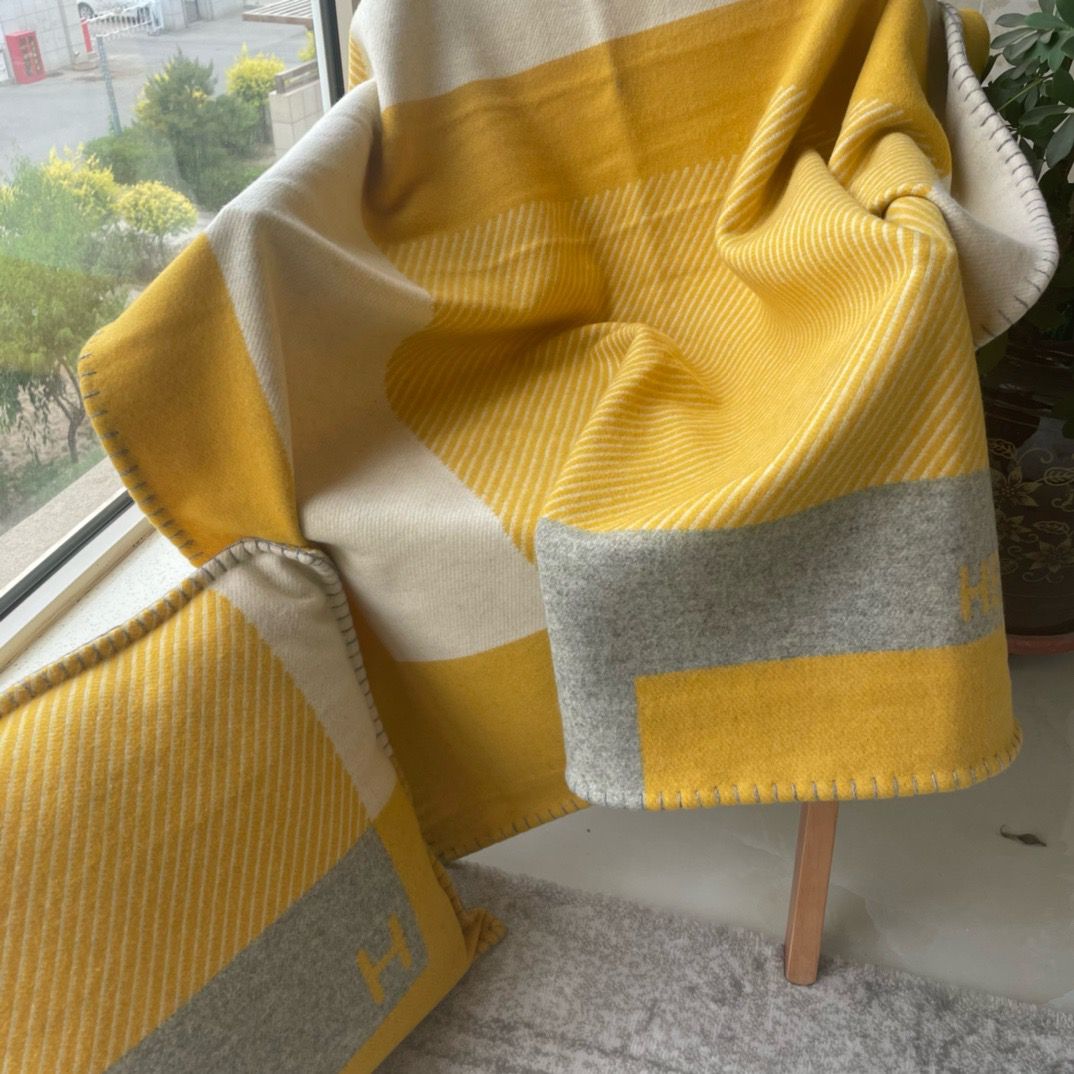 HM Riviera Blanket Yellow Wool Cashmere
