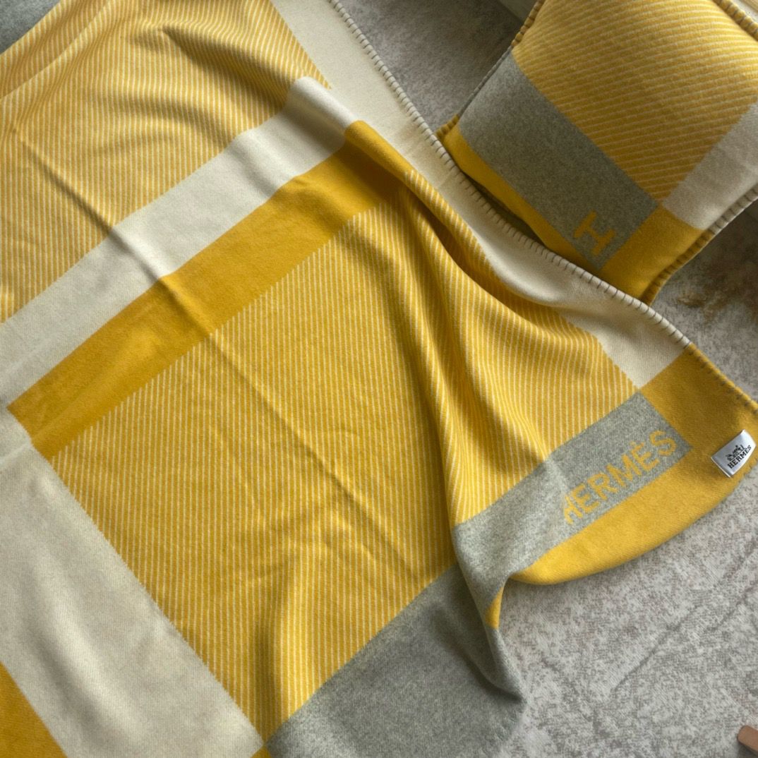 HM Riviera Blanket Yellow Wool Cashmere
