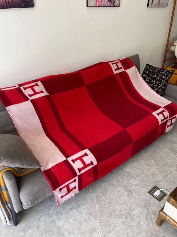 HM Avalon Throw Blanket Red Wool Cashmere