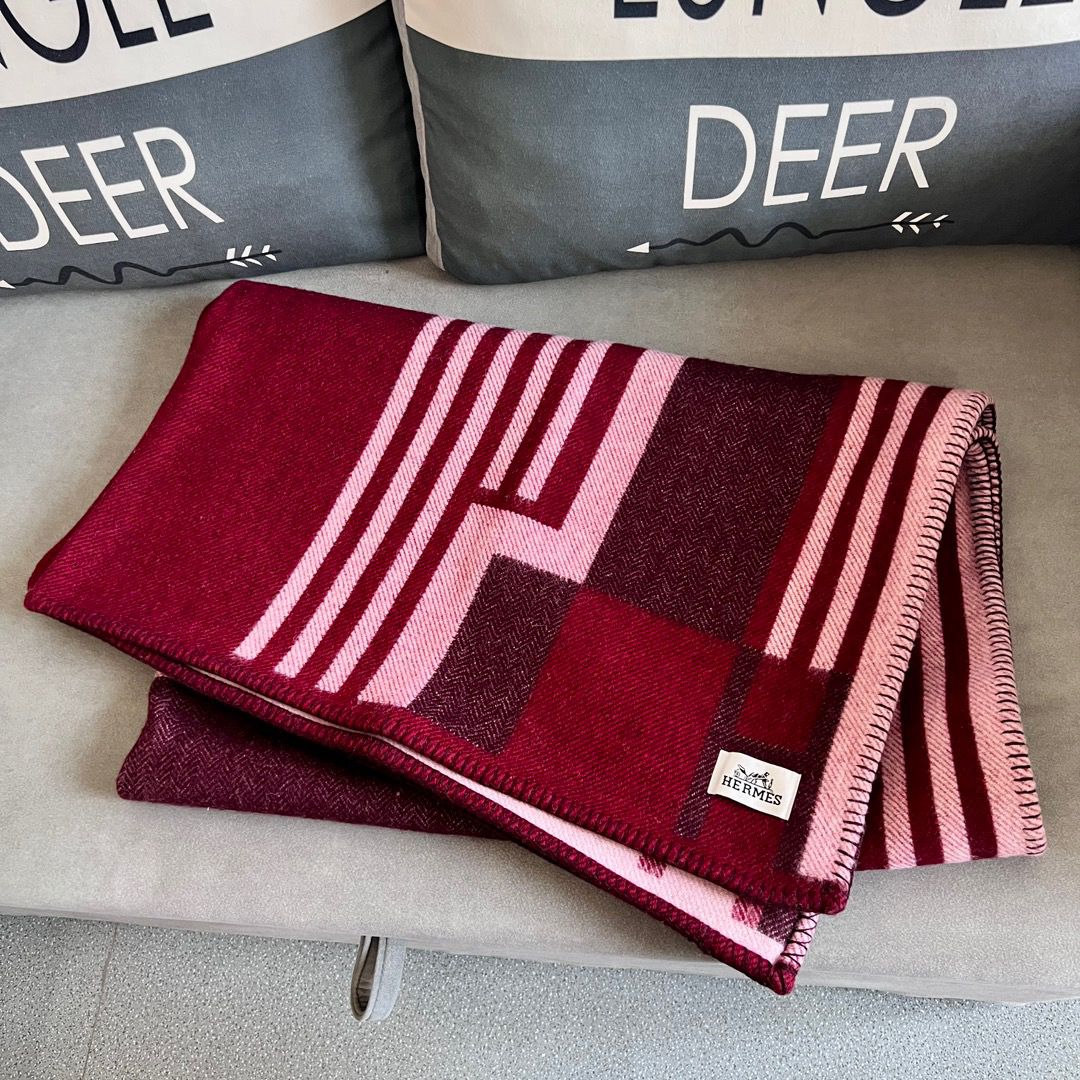 HM Ithaque Blanket Bordeaux Wool Cashmere