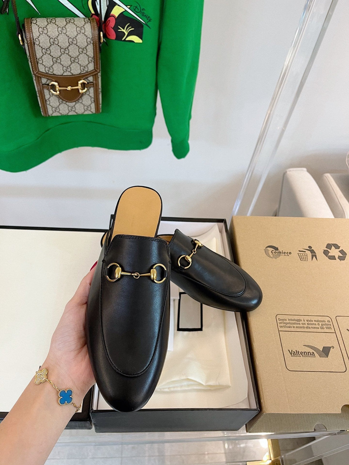 GG SLIPPER MULES BLACK