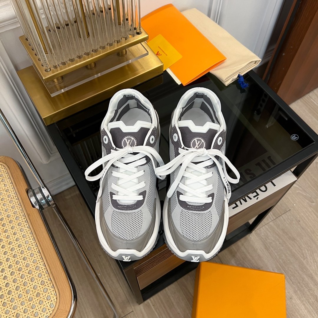 LV RUN 55 SNEAKER DARK GRAY