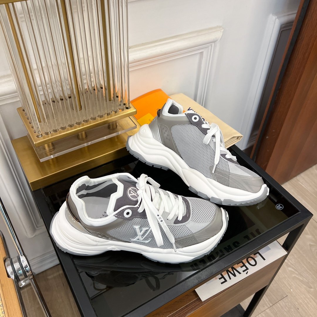 LV RUN 55 SNEAKER DARK GRAY