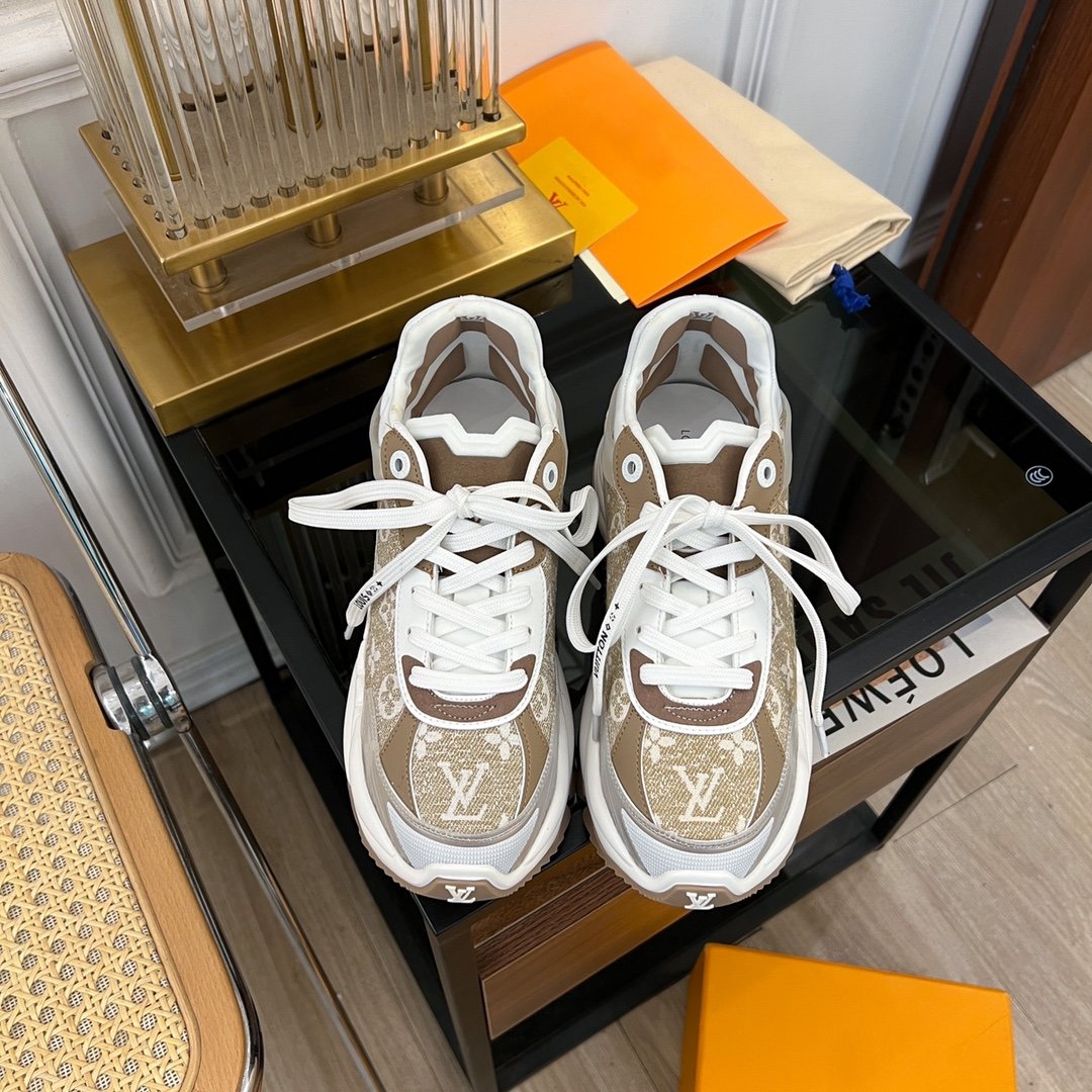 LV RUN 55 SNEAKER BROWN