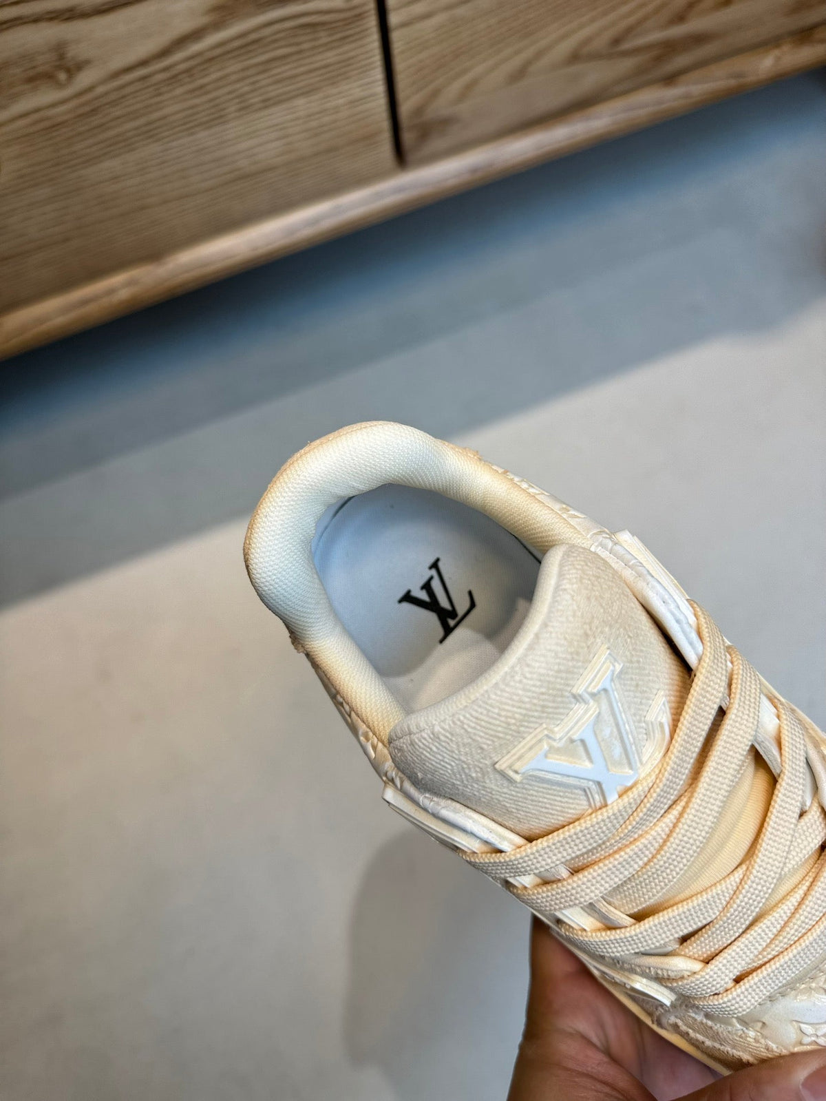 LV TRAINER MONOGRAM DENIM WHITE BEIGE SNEAKE
