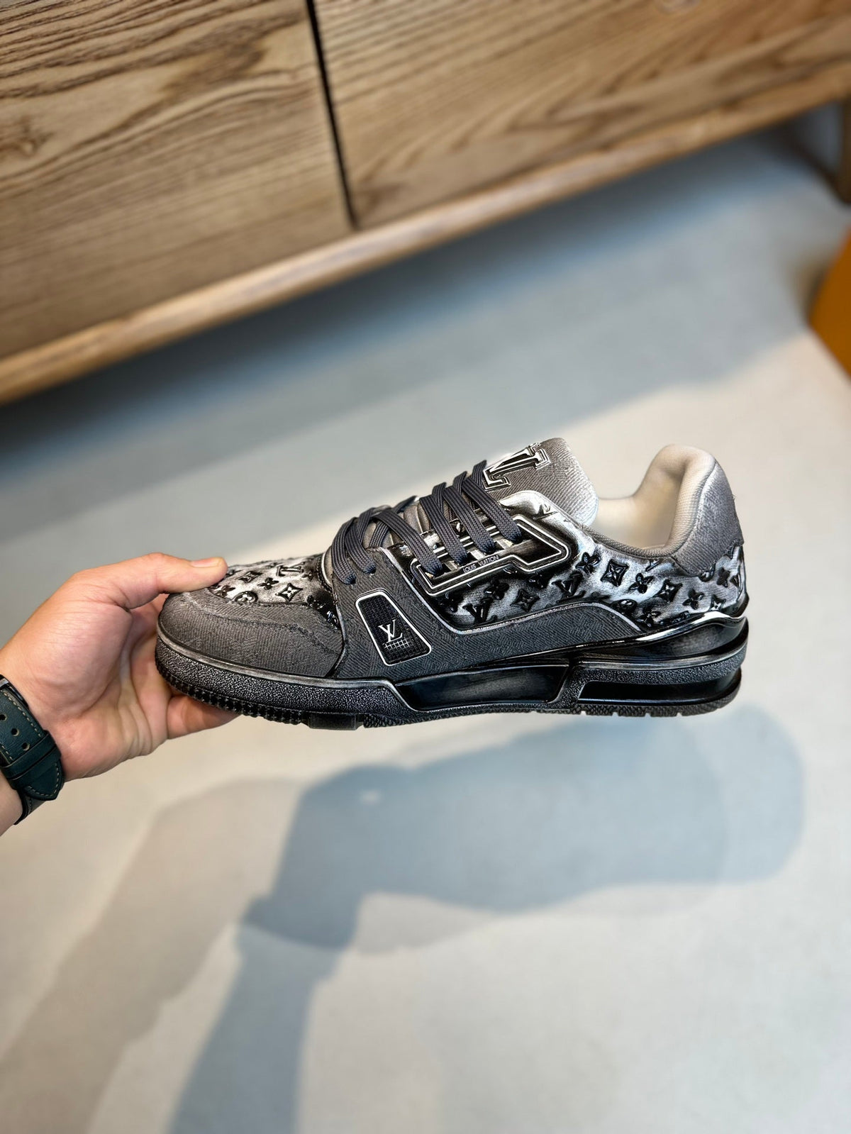 LV TRAINER MONOGRAM DENIM WHITE BLACK SNEKER