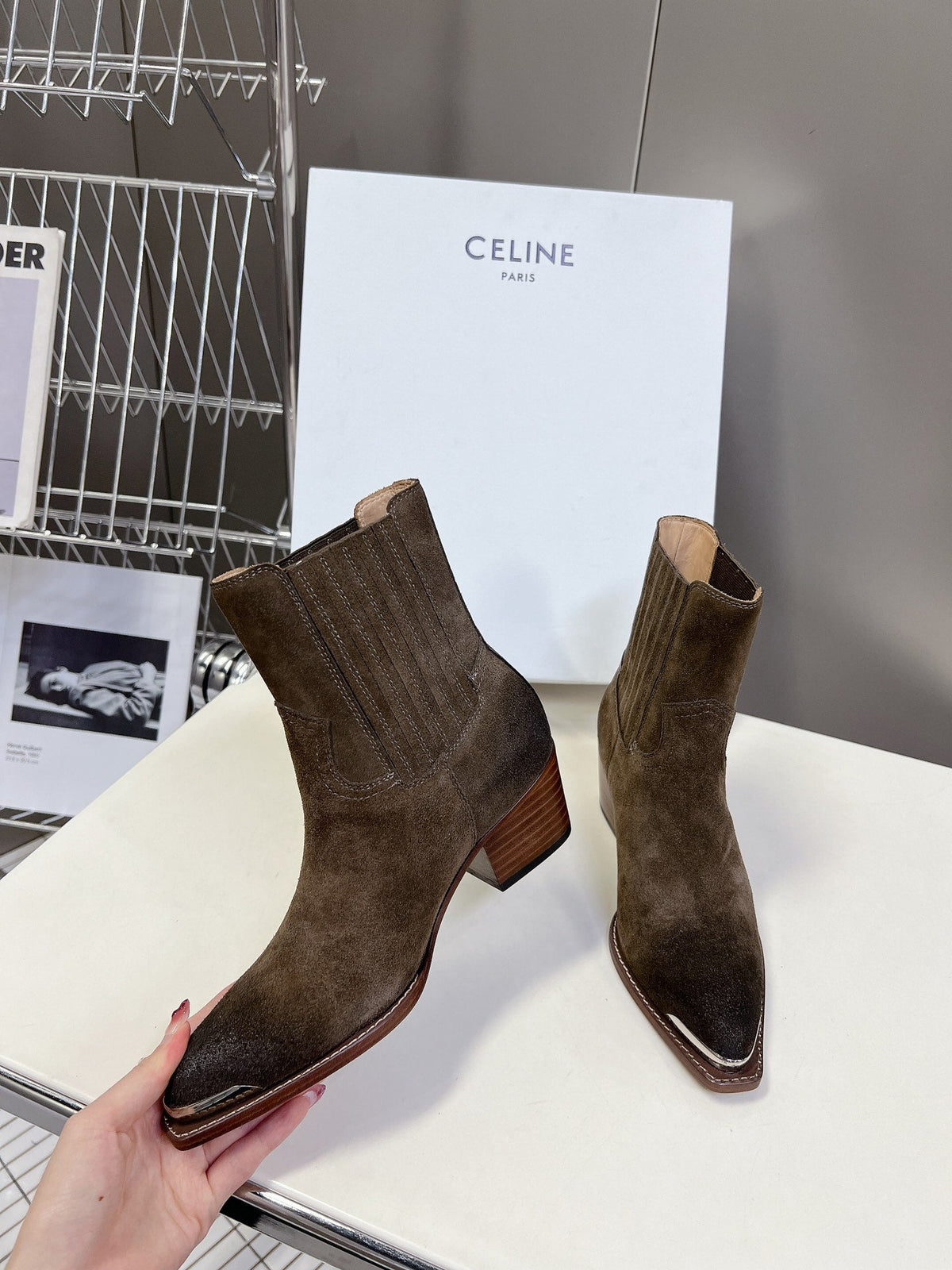 Celine 2026 Cruiser Chelsea Boots 45mm Suede Calfskin 948160