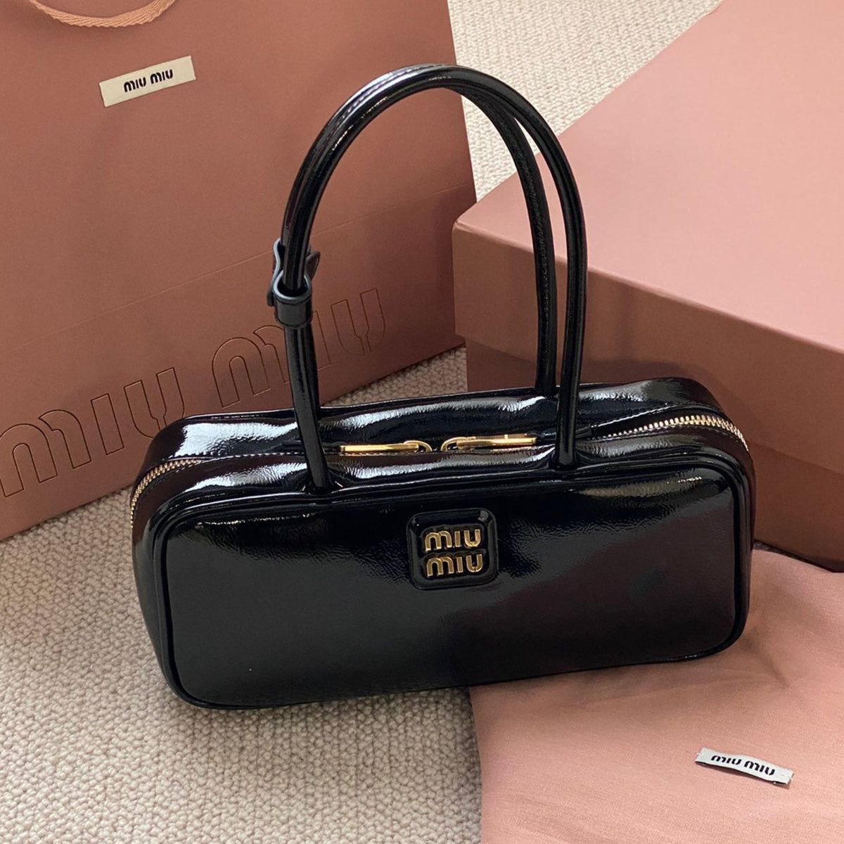 Beau Naplak 27cm Black Patent Leather