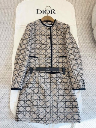 CD 25 Diamond Suit Beige black Cotton Polyester