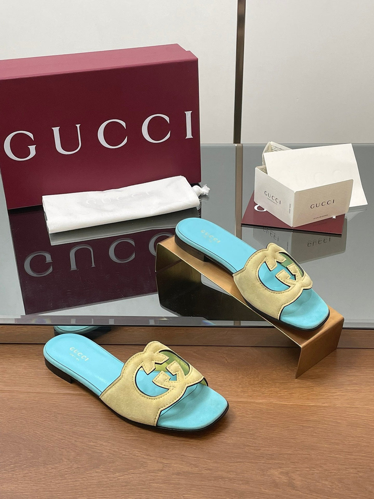 Gucci 2026 Double G Slipper 10mm Suede Leather 765483