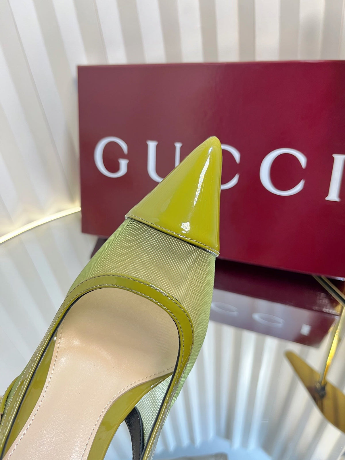 Gucci 2026 Signoria Slingback Pumps 100mm Chain Detail Mesh Leather 767973
