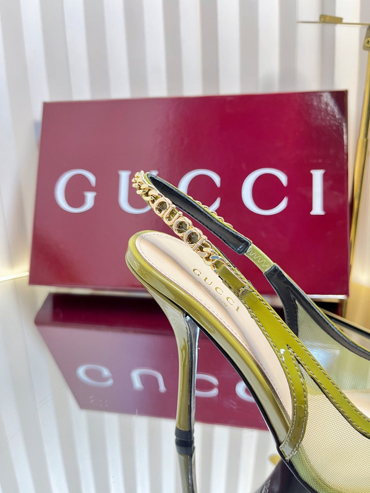 Gucci 2026 Signoria Slingback Pumps 100mm Chain Detail Mesh Leather 767973