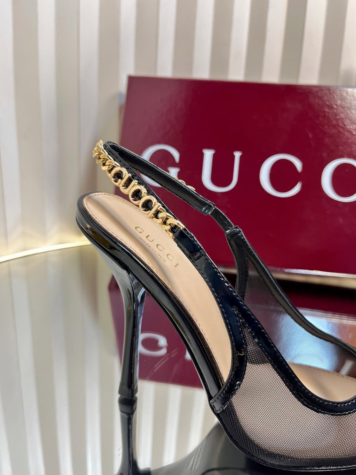 Gucci 2026 Signoria Slingback Pumps 100mm Chain Detail Mesh Leather 767973